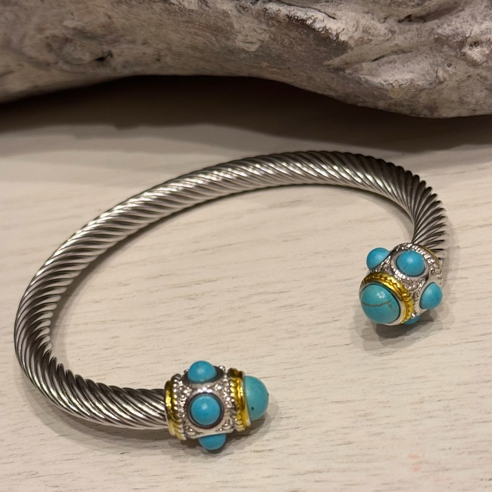 BEAUTIFUL FASHION BRACELET